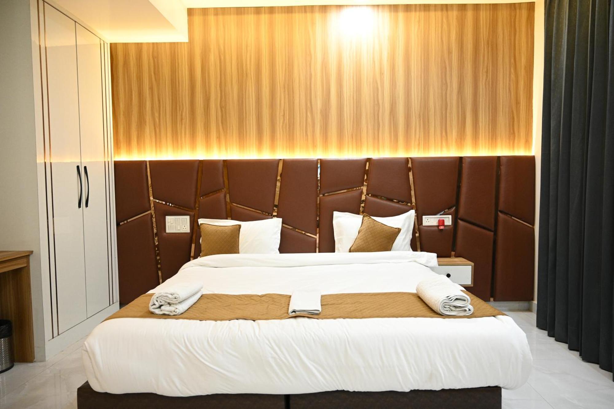 The Janki Hotel Ayodhya Extérieur photo