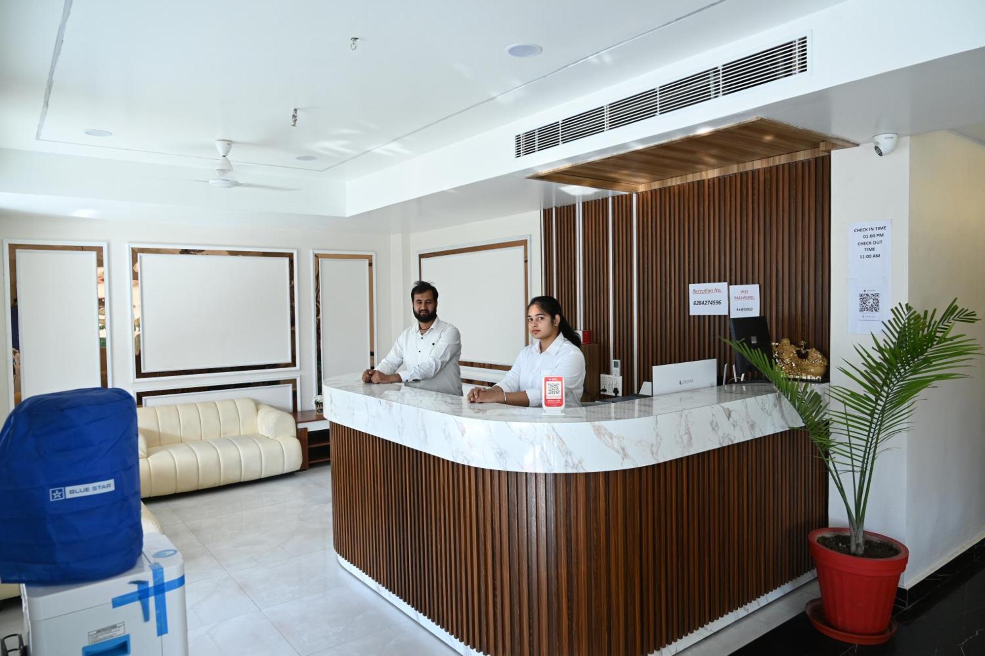 The Janki Hotel Ayodhya Extérieur photo